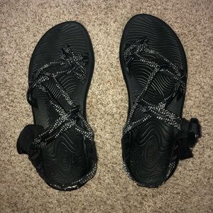 Black Toe Strap Chacos